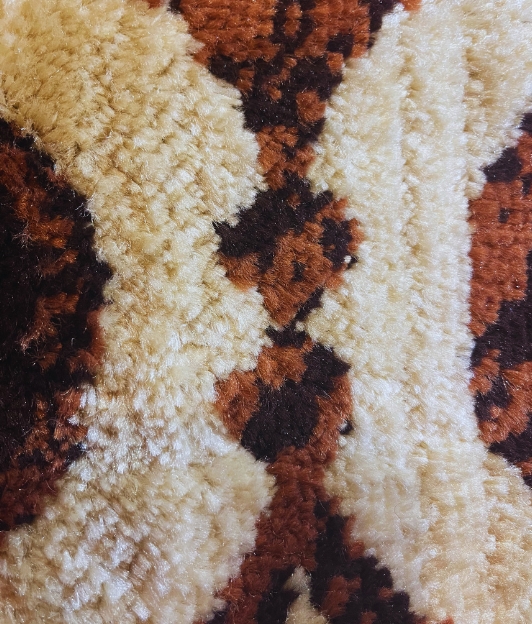 Carpet for living room/bedroom, Zanzibar Geometric Brown, PP Heatset, OW Topaz 112,CP5,D